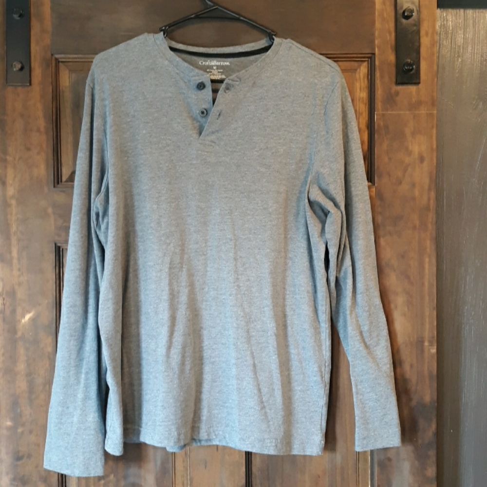 Mens long sleeve shirt